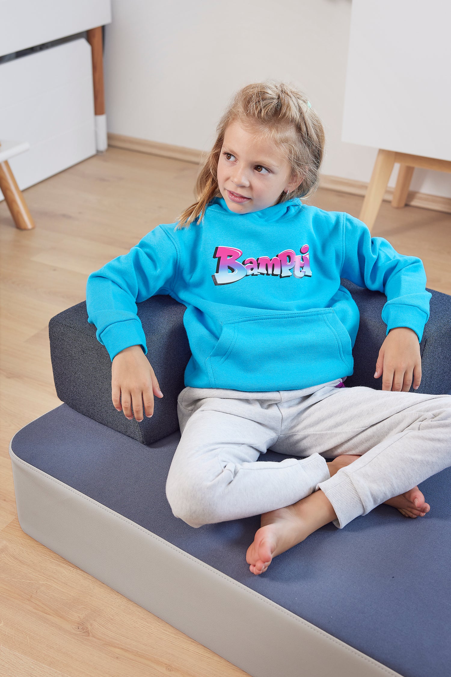 Huepfmatratze,Huepfpolster,Trampolin,Turnmatte,Gymnastikmatte,Turnen,Kinder Trampolin, Matratze,Kinderzimmer,Sportmatratze, Turnmatratze,Rückenpolster,Rückenlehne,Sitzkissen,Kinderkissen,Spielkissen,Spielsofa,