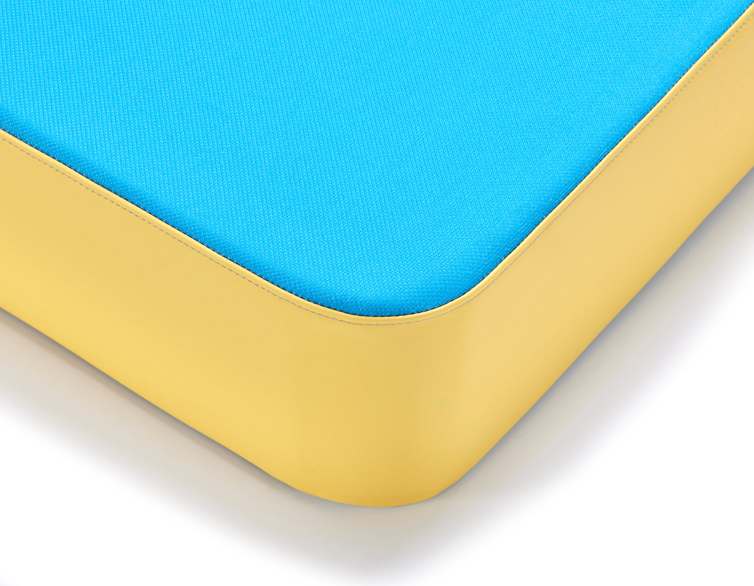 Huepfmatratze,Huepfpolster,Trampolin,Turnmatte,Gymnastikmatte,Turnen,Kinder Trampolin, Matratze,Kinderzimmer,Sportmatratze, Turnmatratze,Rückenpolster,Rückenlehne,Sitzkissen,Kinderkissen,Spielkissen,Spielsofa,