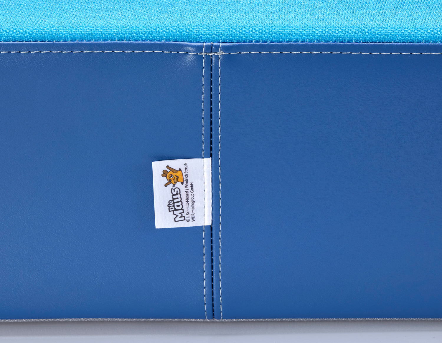 Huepfmatratze,Huepfpolster,Trampolin,Turnmatte,Gymnastikmatte,Turnen,Kinder Trampolin, Matratze,Kinderzimmer,Sportmatratze, Turnmatratze,Rückenpolster,Rückenlehne,Sitzkissen,Kinderkissen,Spielkissen,Spielsofa,